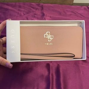 Guess Wallet